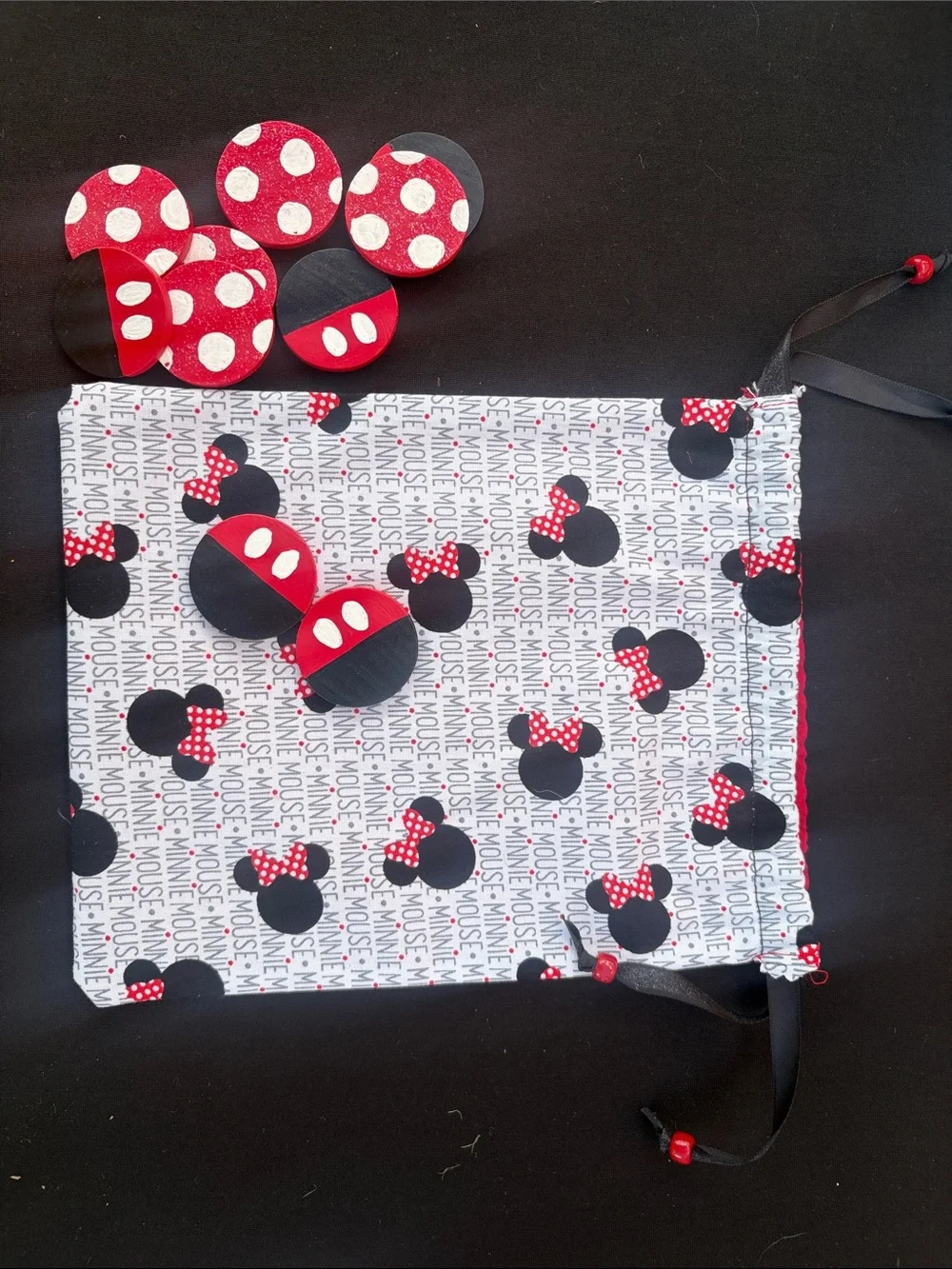 Minnie Mouse Tic-Tac-Toe Travel Game